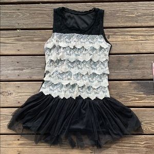 Women’s Boutique Brand black/white laced Dress NEW